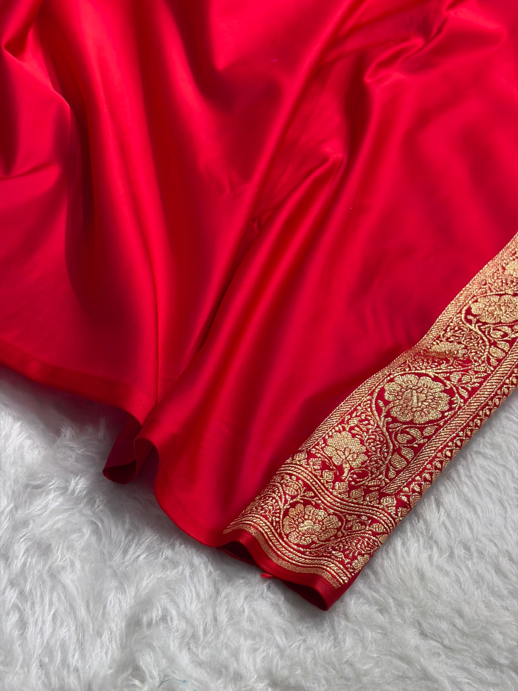 Red Shades Banarasi Boota Pattern Floral Mashru Silk Saree MSM-107