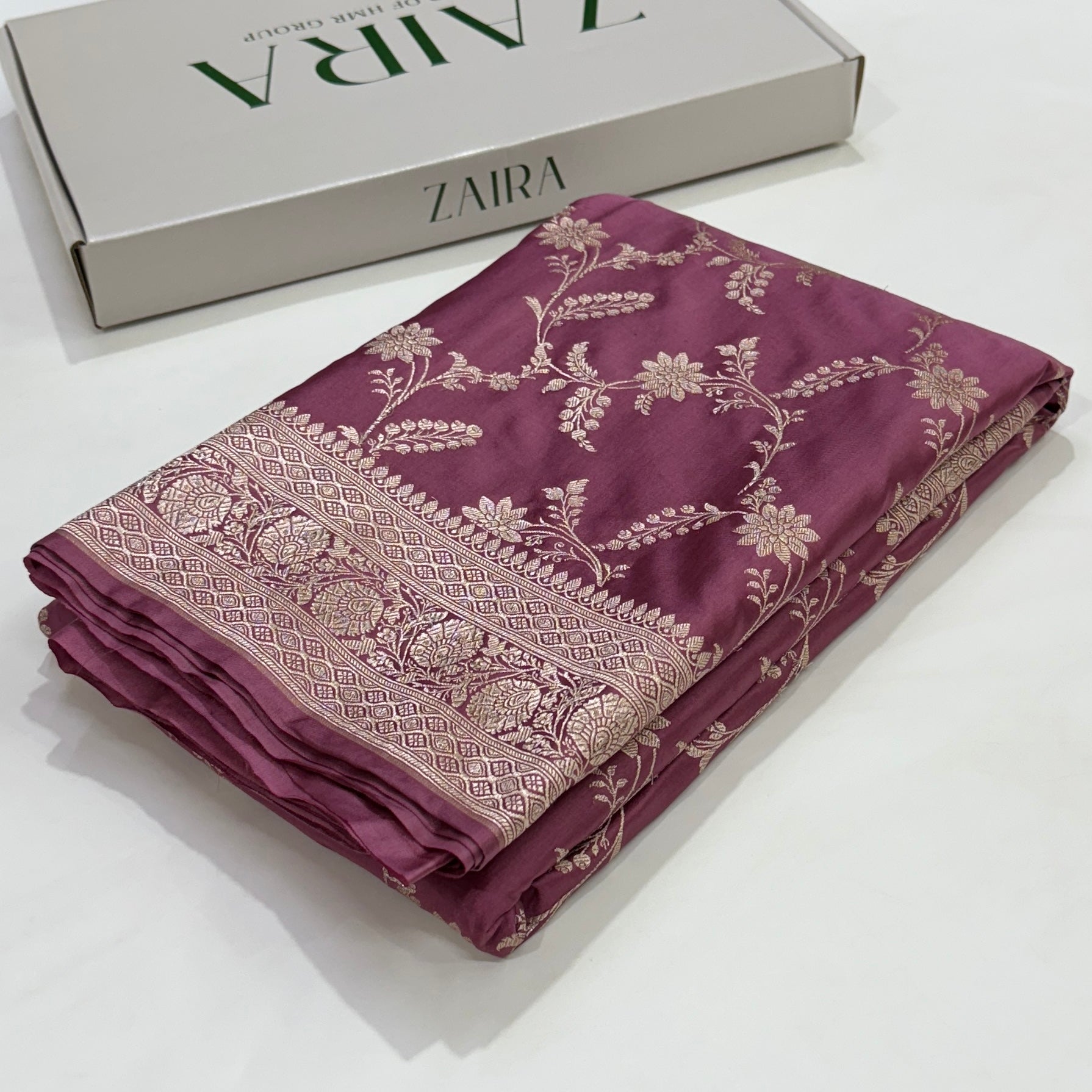 Banarasi Pattern Mauve Mashru Silk Saree