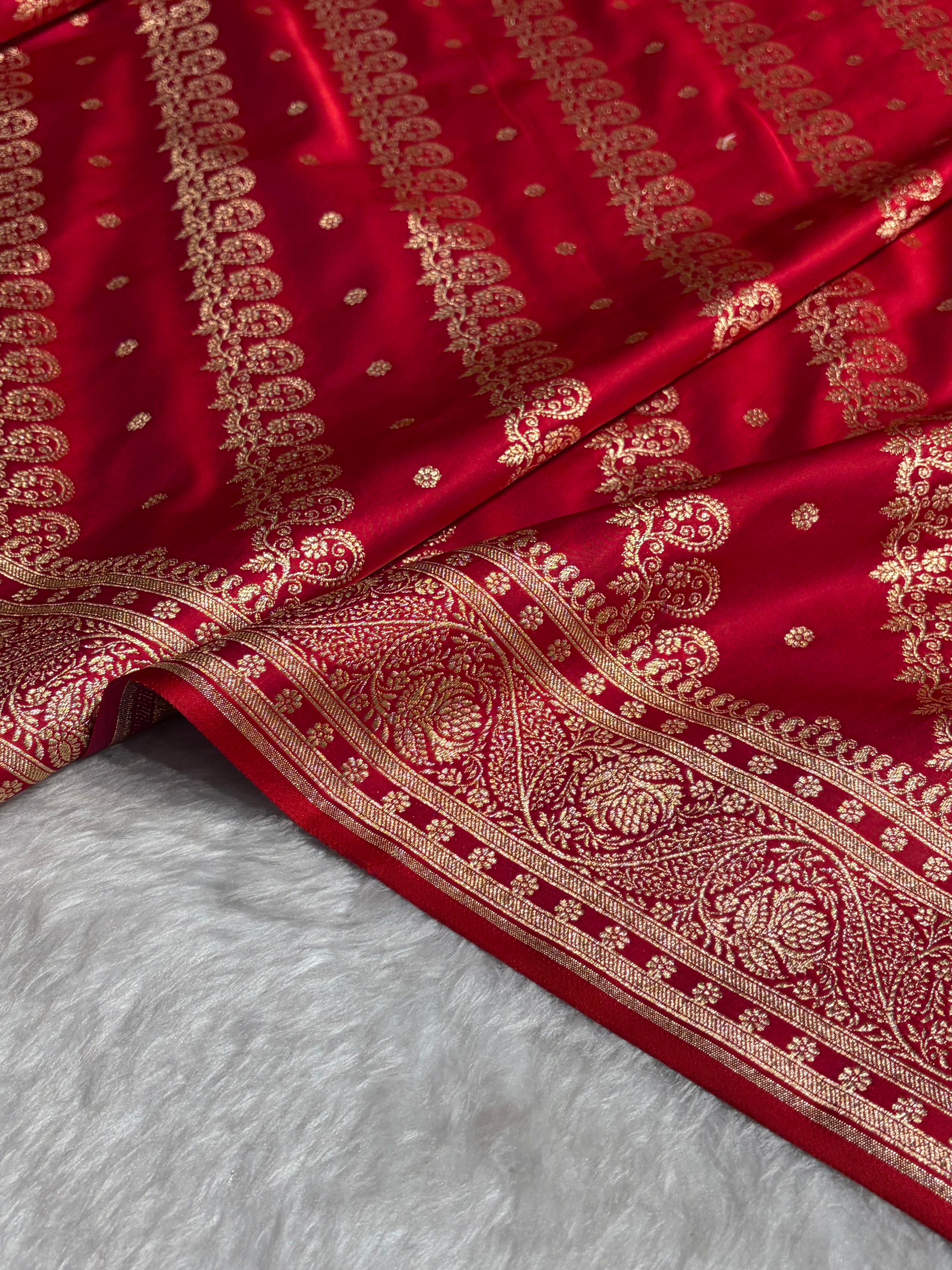 Magentic Red Shades Cross Floral Pattern Satin Katan Silk Saree SK79