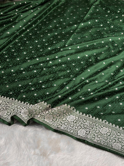 Bottle Green Shades Booti Tanchoi Mashru Silk Saree MS49