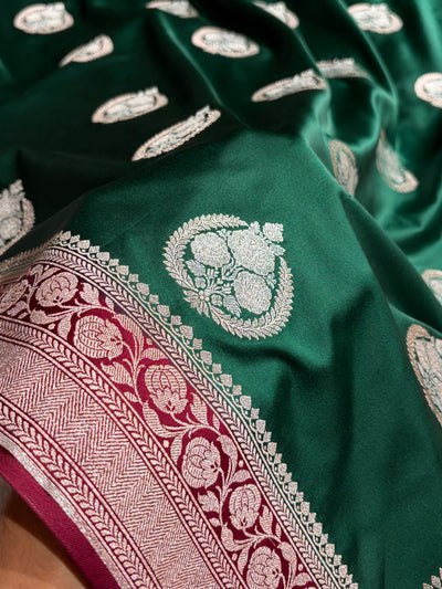 Banarasi Contrast Bottle Green  With Garnet Minakari Boota Mashru Silk Saree MCS35
