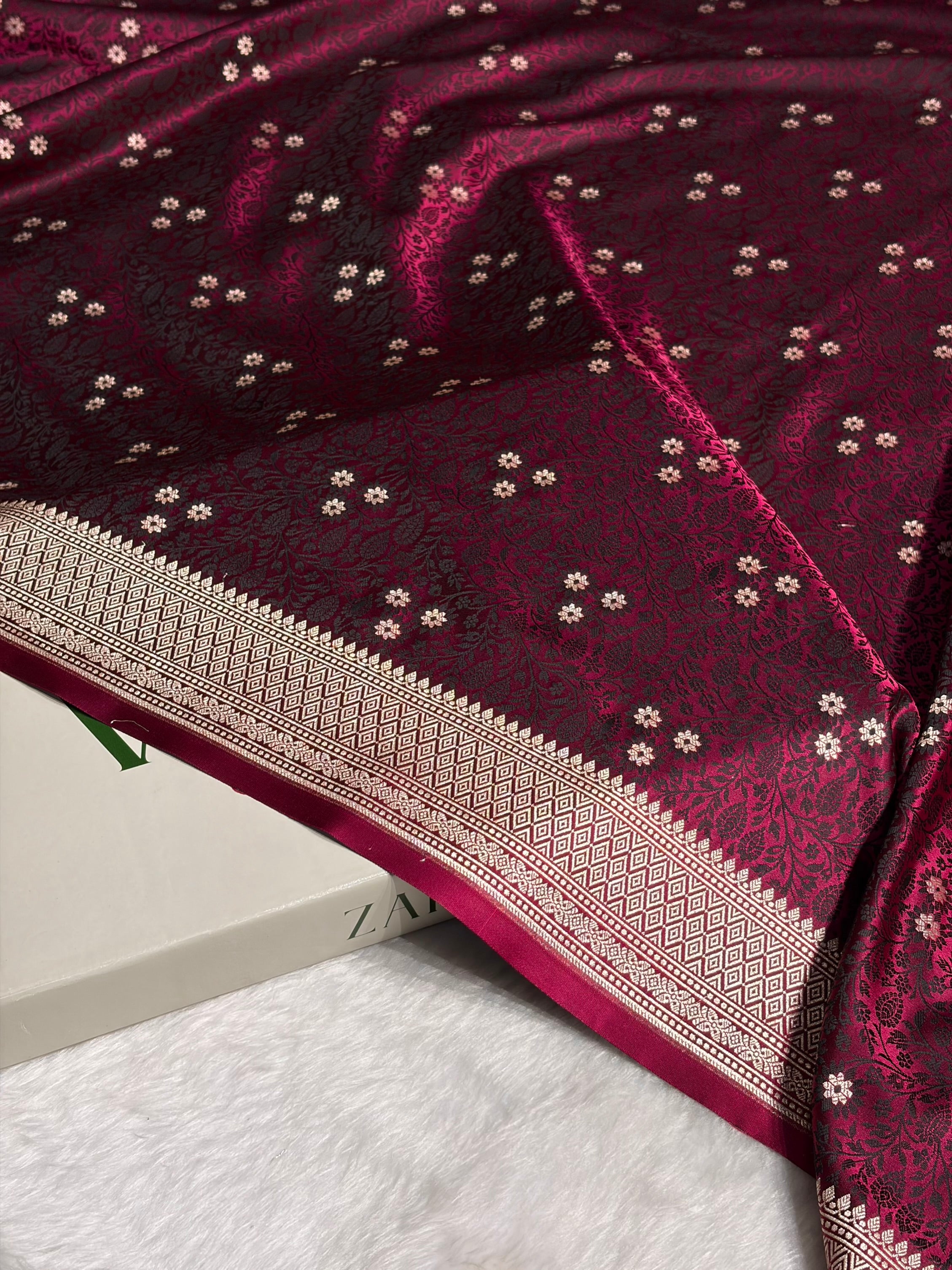 Garnet Shades Tanchoi Motif Mashru Silk Saree MST-12