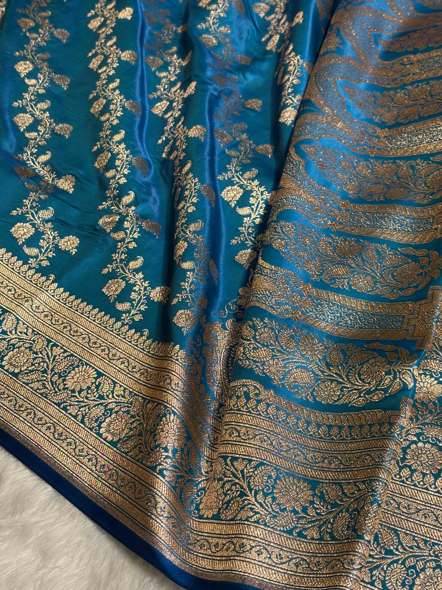 Firozi Shades Banarasi  Cross Jaal Satin Silk Saree SS11