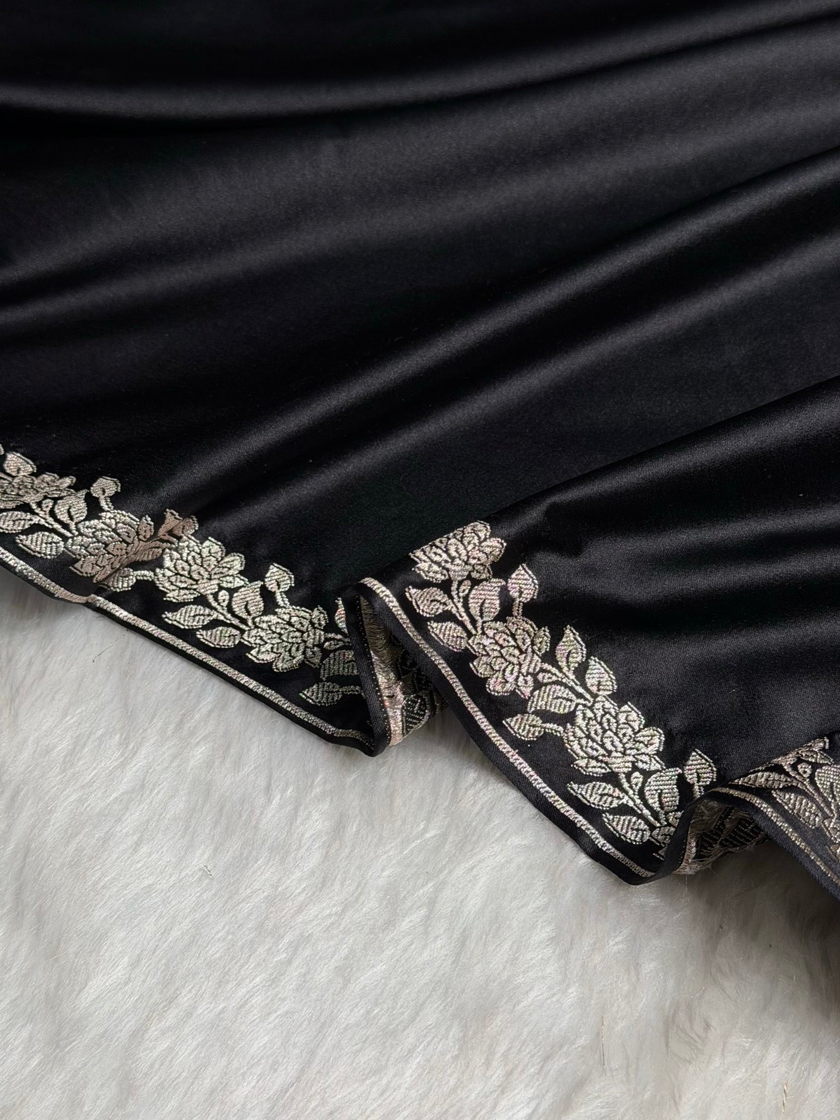 Black With Floral Border Mashru Silk Saree MS80