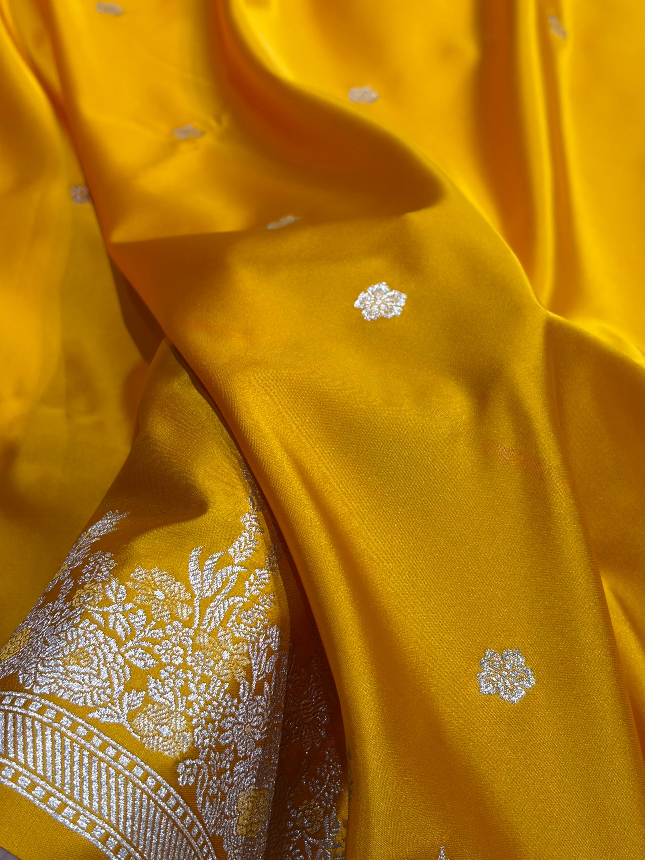 Banarasi Satin Katan Saree Booti Minakari Pattern in Mustard Shades SK136