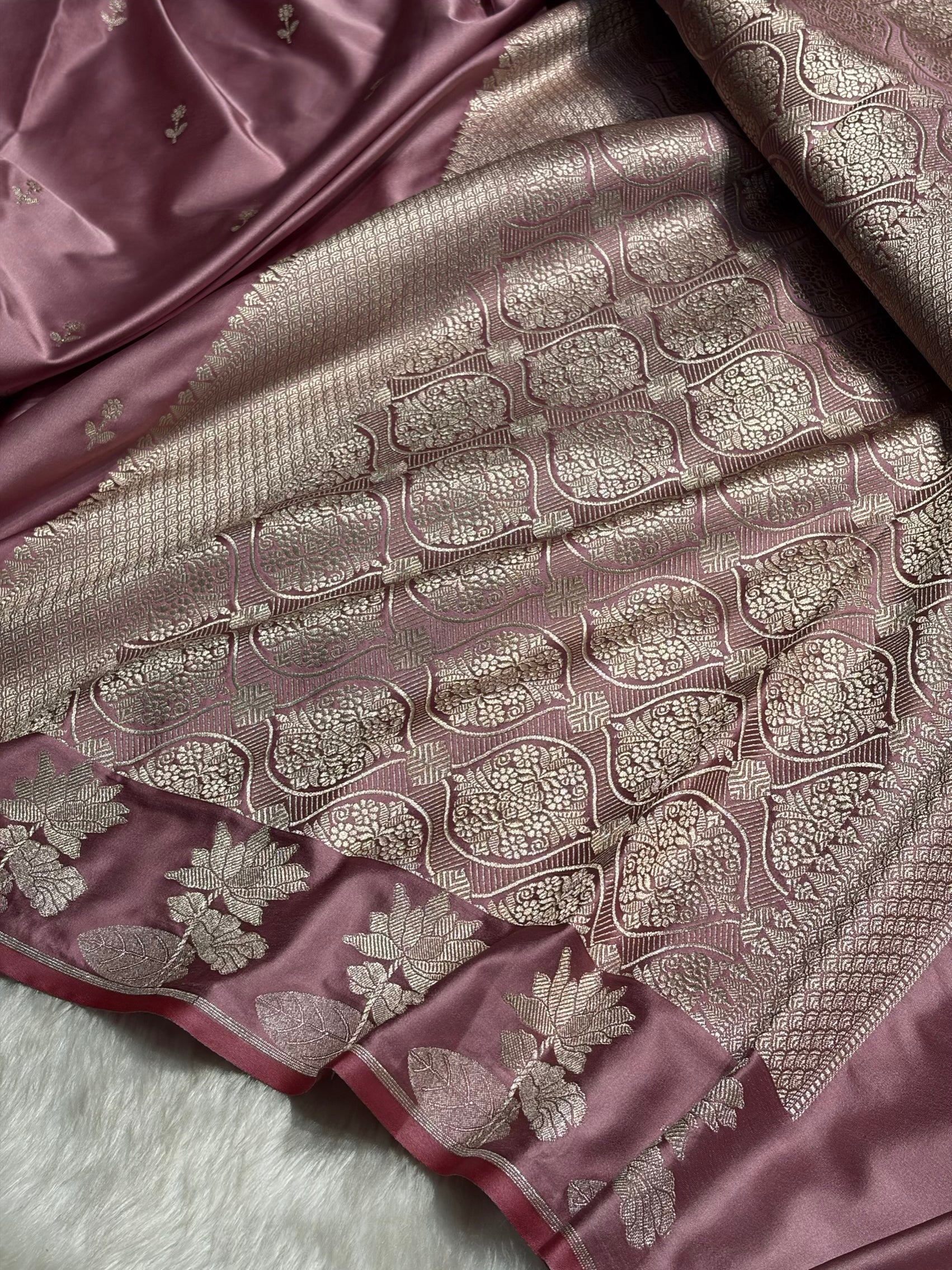 Blush Pink Floral Border Booti Mashru Silk Saree MS54