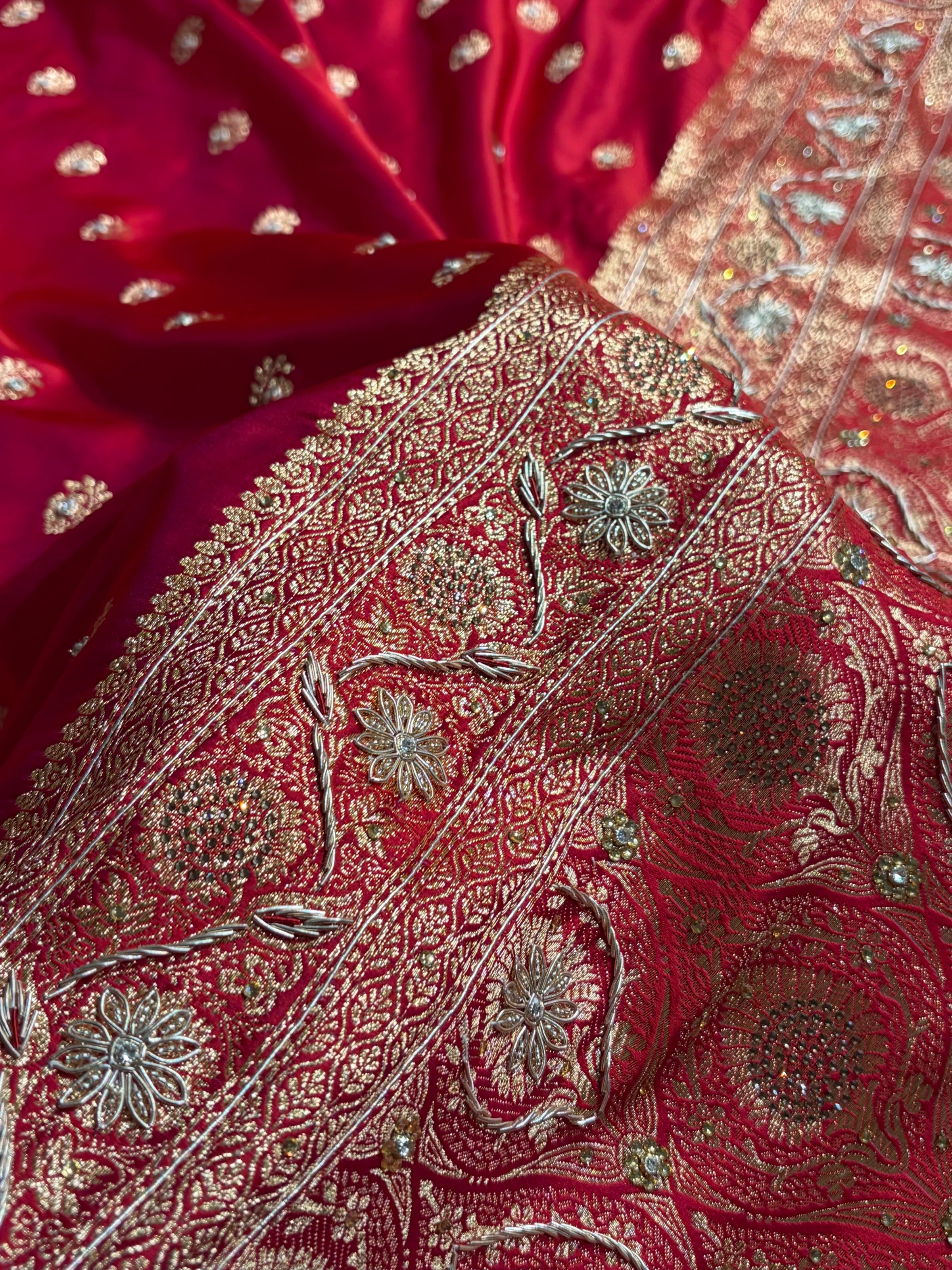 Banarasi Cross Red Work Pattern Satin Katan Silk Saree BSK72