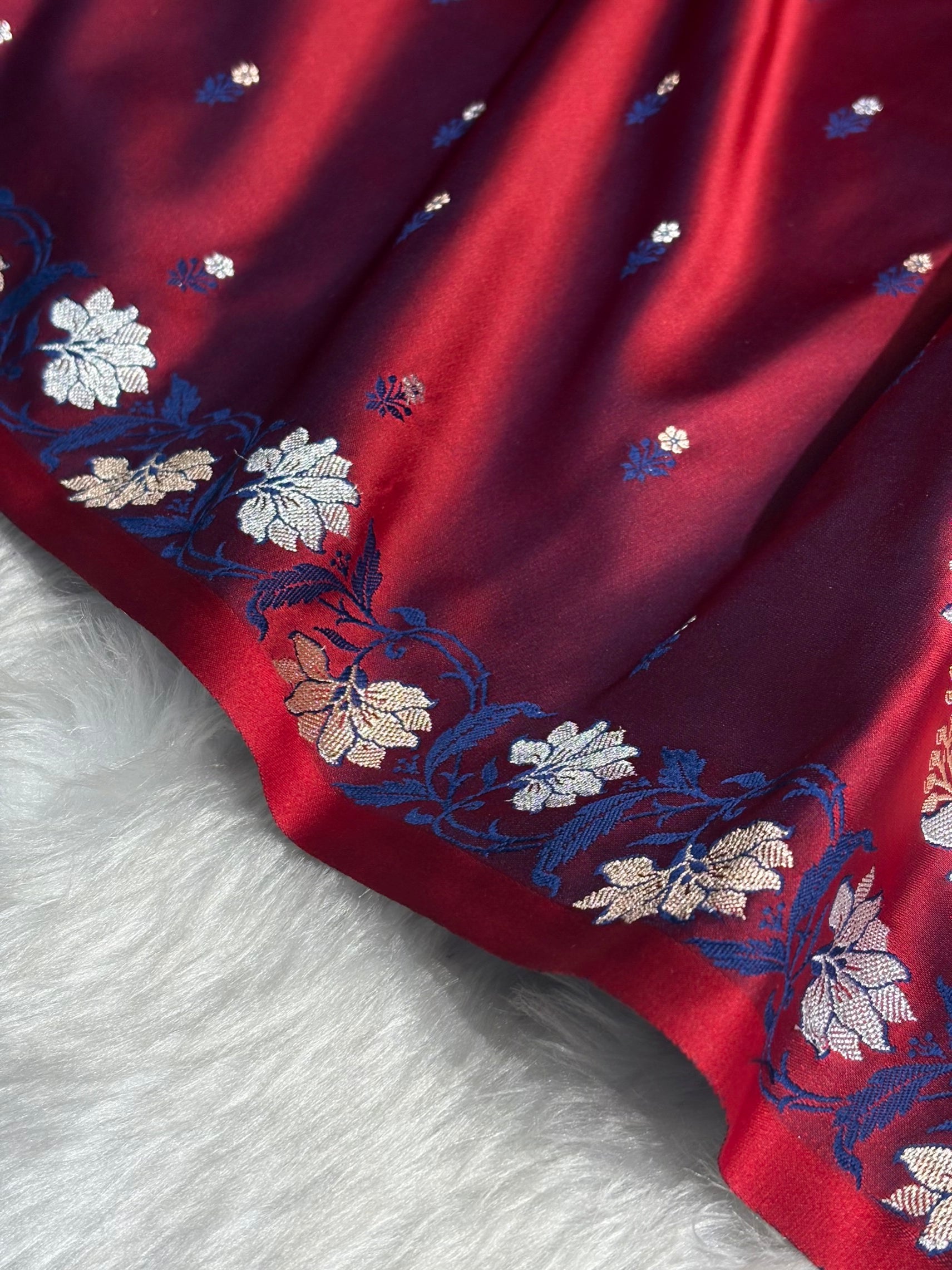 Reddish Megenta Floral Boota With Floral Border Mashru Silk Saree MSM 78