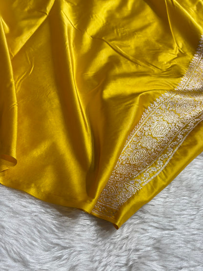 Banarasi Minakari Cross Pattern in Yellow Shades Mashru Silk Saree MCS93