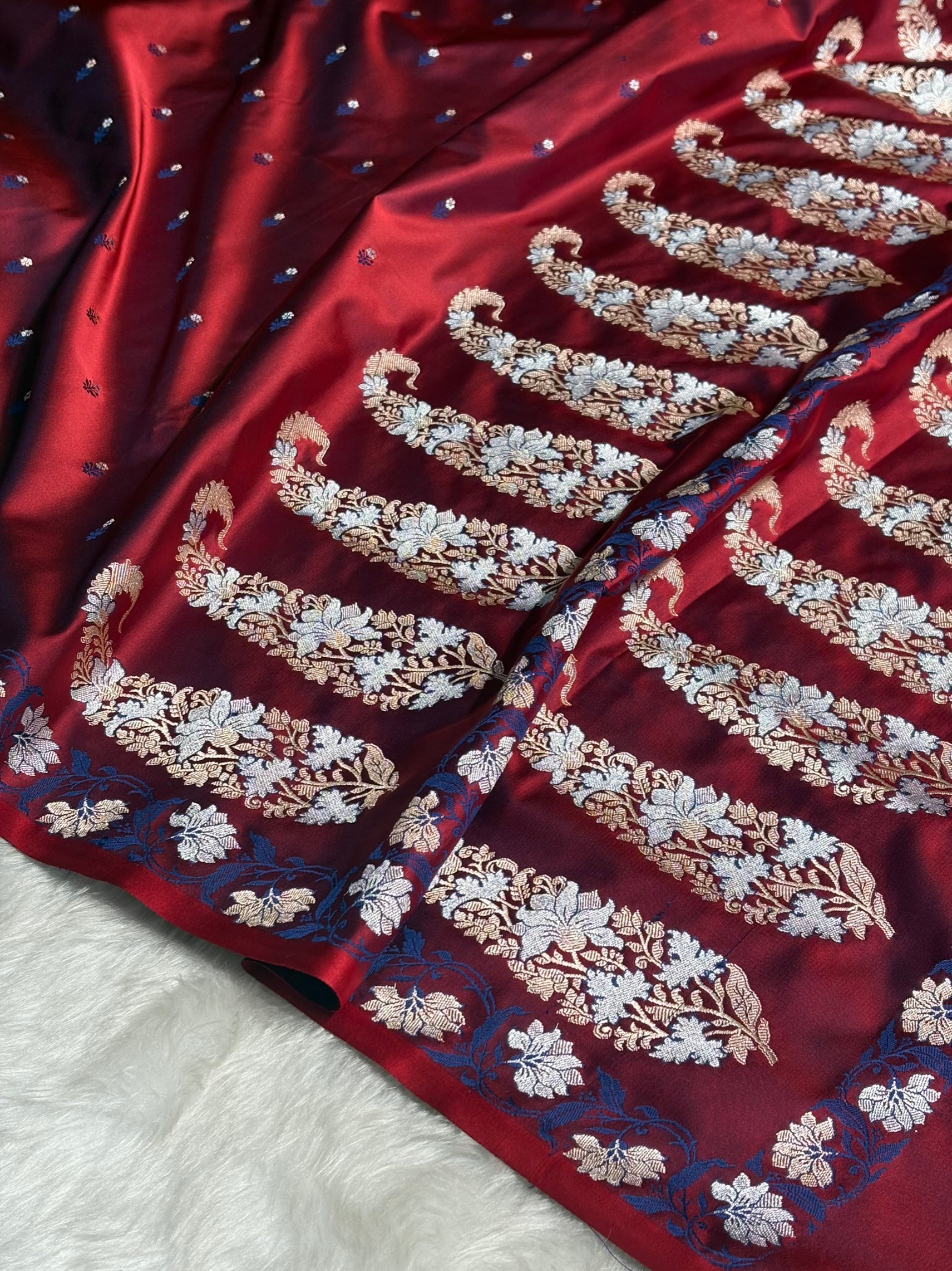 Reddish Megenta Floral Boota With Floral Border Mashru Silk Saree MSM 78