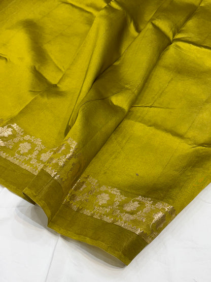 Mehndi Flower Booti Pure Caramel Silk Saree