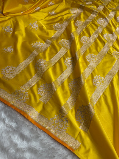 Banarasi Summer Yellow Shades Floral Mashru Silk Saree MCS87