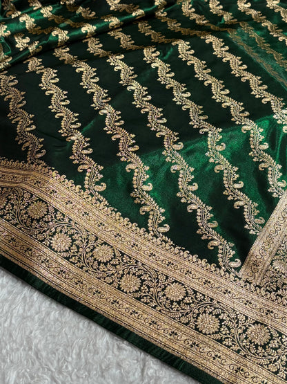Bottle Green Shades Cross Pattern Banarasi Satin Silk Saree SS39