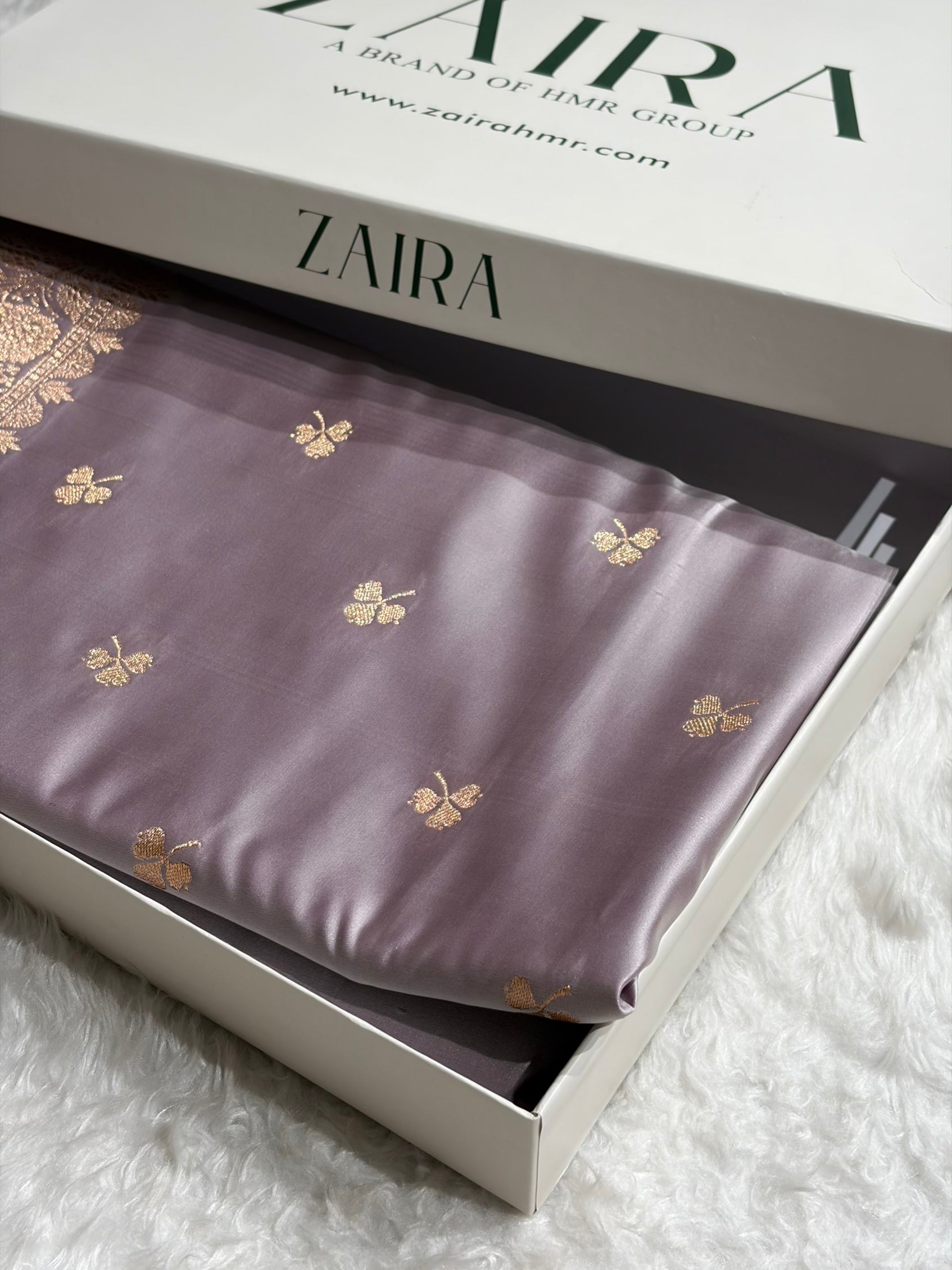 Banarasi Grape Booti Katan Silk Saree SK09