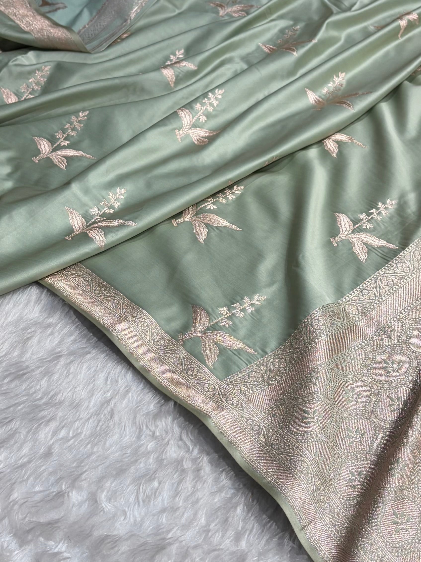 Light Grey Floral Motif Mashru Silk Saree MSM-04