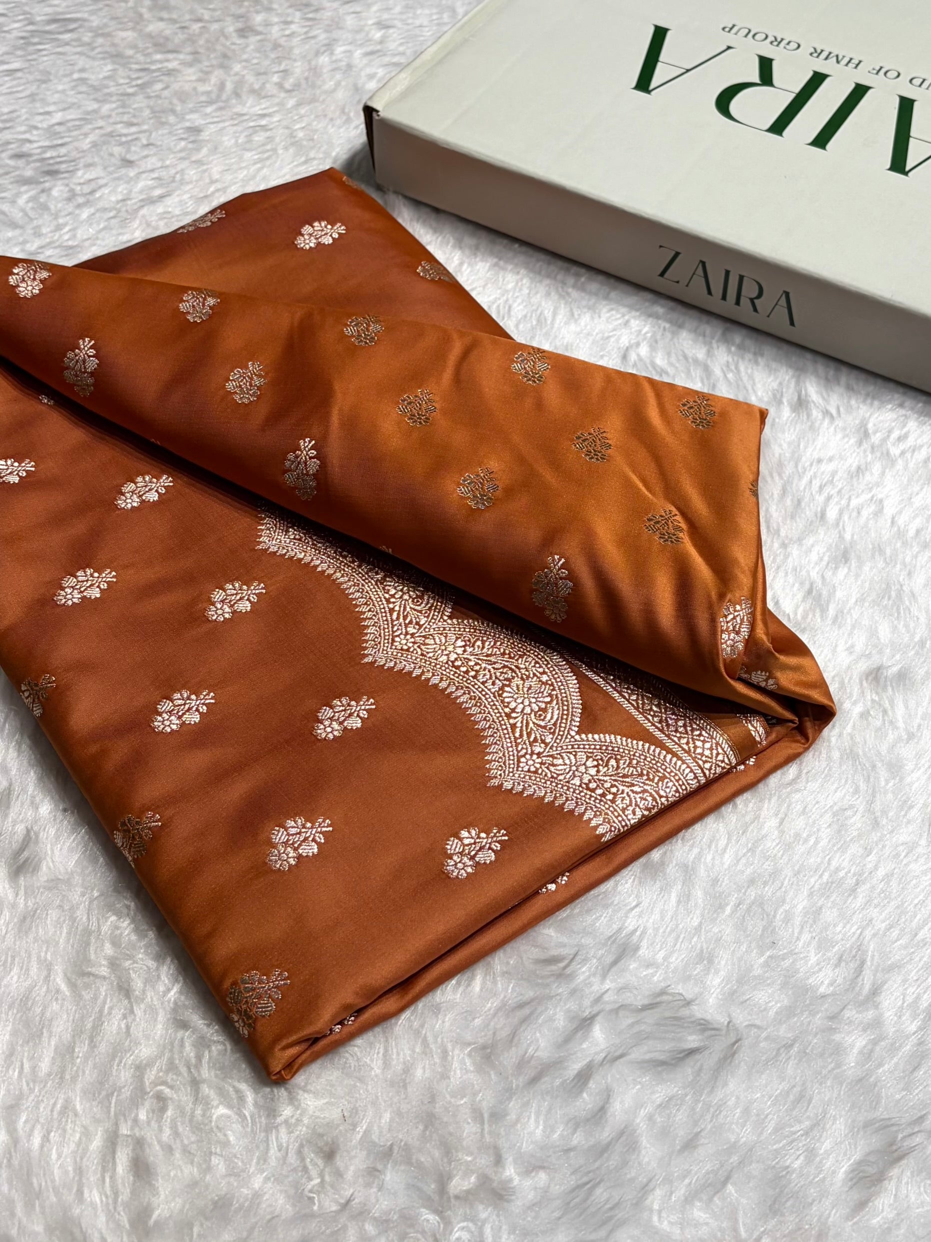 Rusty Orange Scallop Booti Mashru Silk Banarasi Saree MSM-35