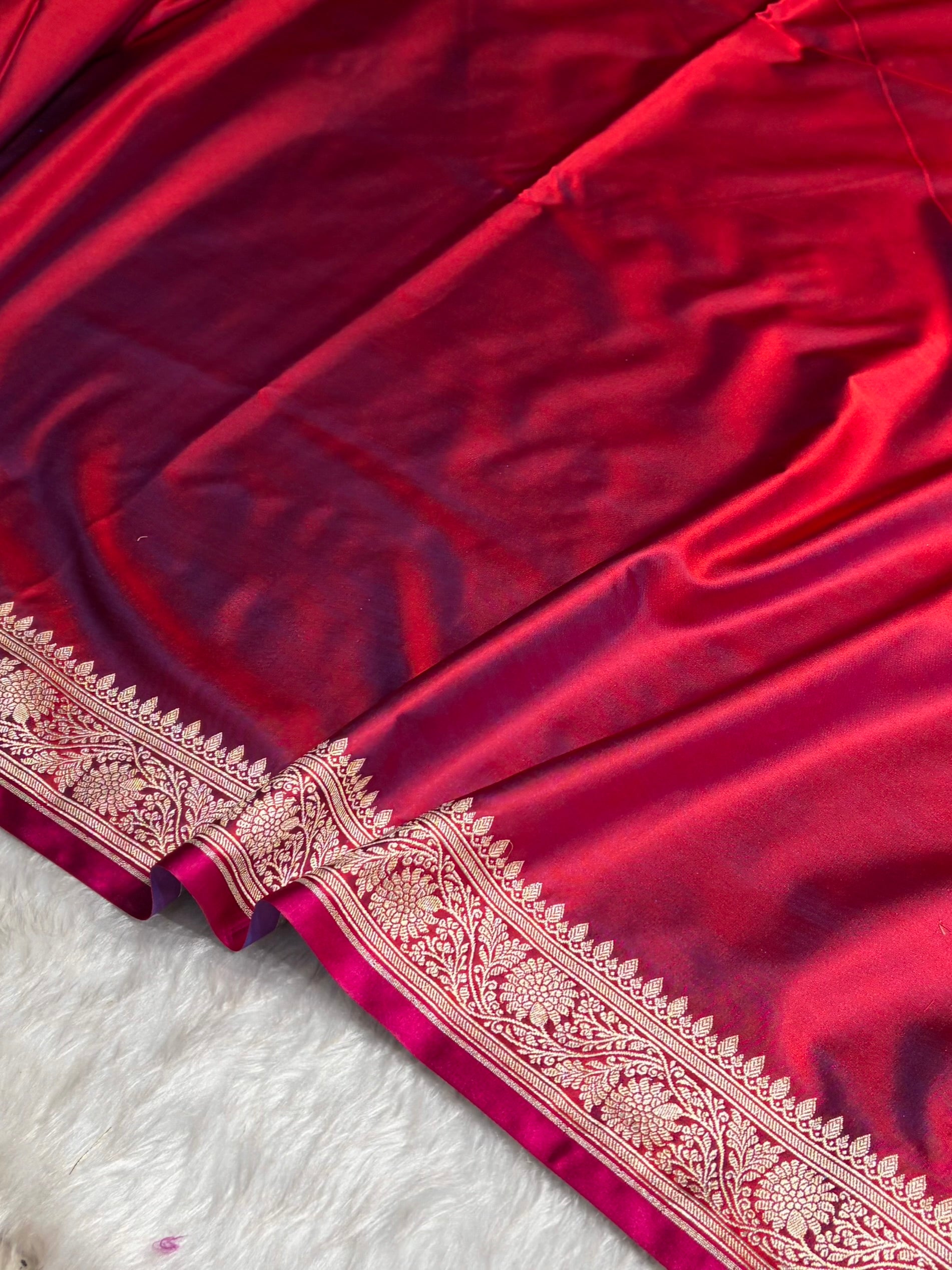 Reddish Magenta Shades Floral Border Mashru Silk Saree MSM-62
