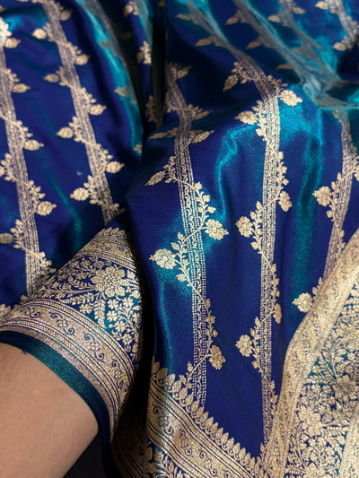 Peacock Shades Cross Pattern Banarasi Satin Silk Saree SS50