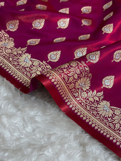 Banarasi Magentic Red Shades Minakari Booti Pattern Banarasi Satin Silk Saree SS60