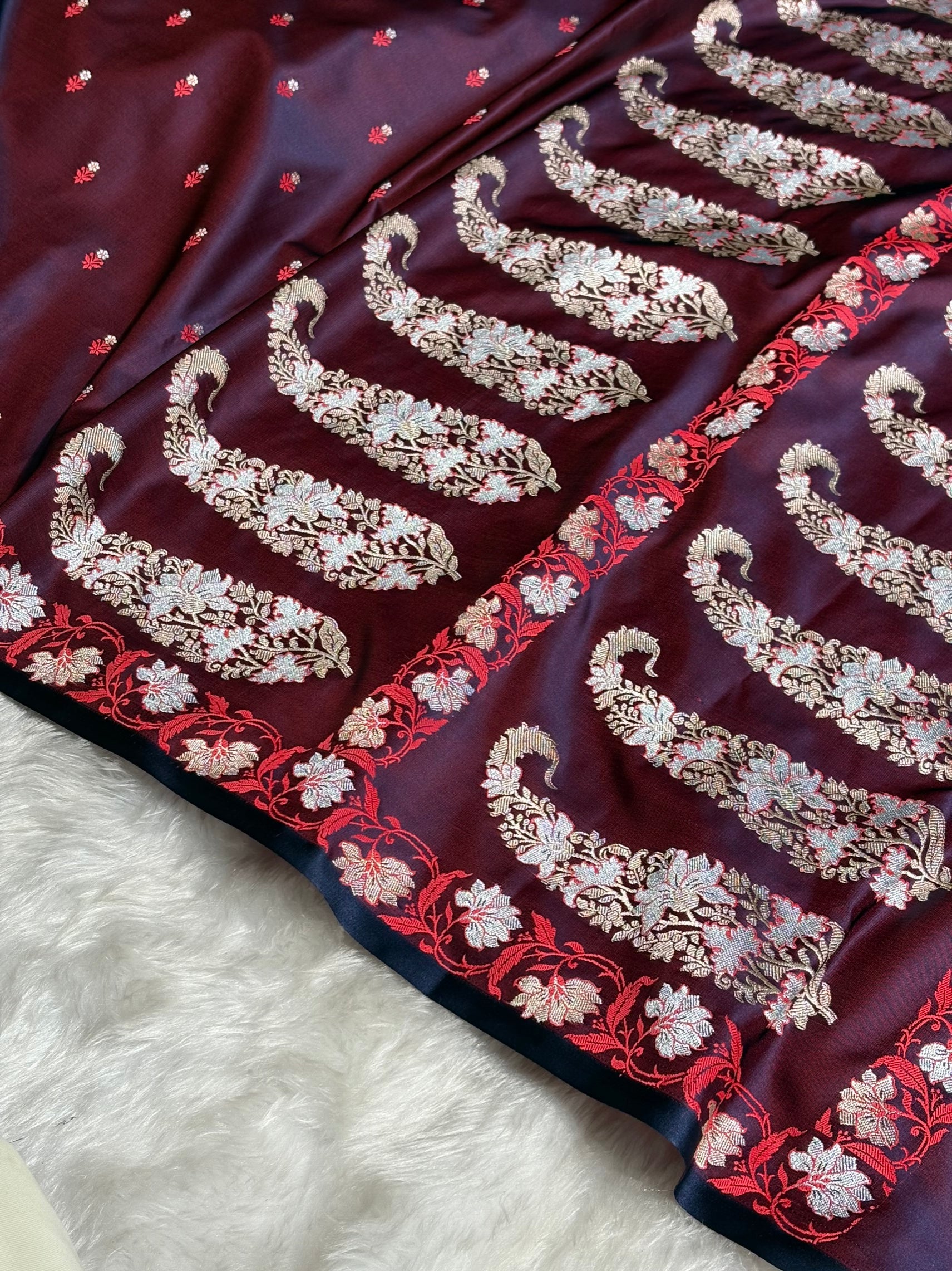 Reddish Navy Floral Boota With Floral Border Mashru Silk Saree MSM 78