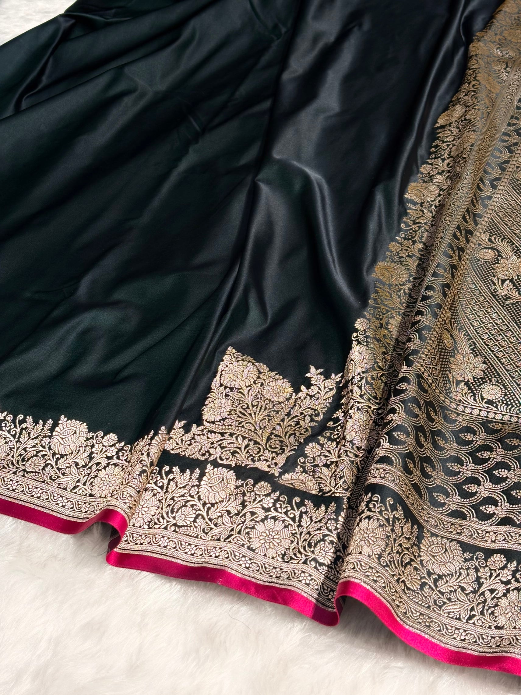 Dark Bottle Green Shades Floral Border Mashru Silk Saree MSM-59