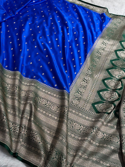 Banarasi Skirt pattern Royal blue and Bottle green Contrast Mashru silk saree MCS112