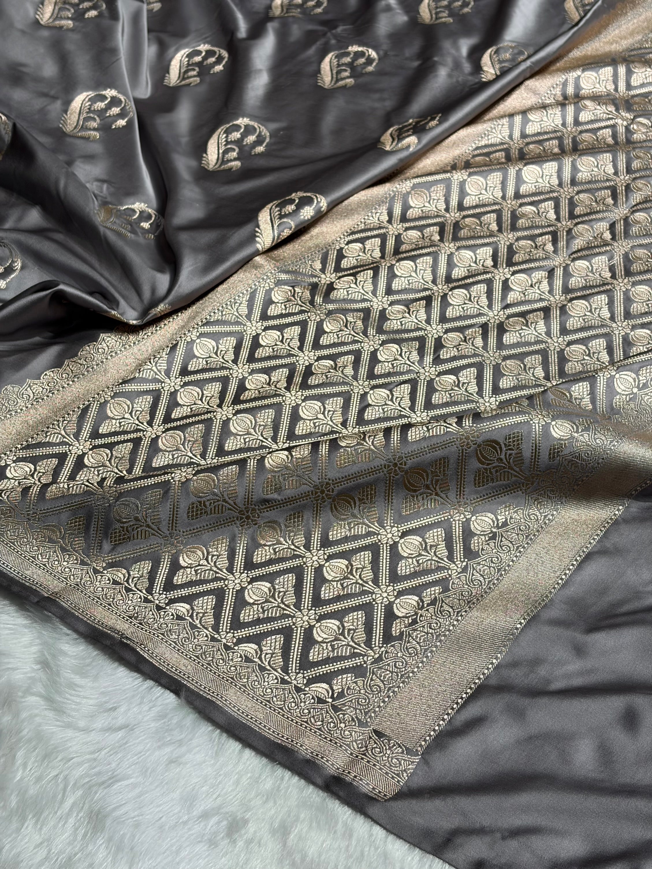 Dusty Gray Shades Unique Boota Motif Mashru Silk Saree MS12