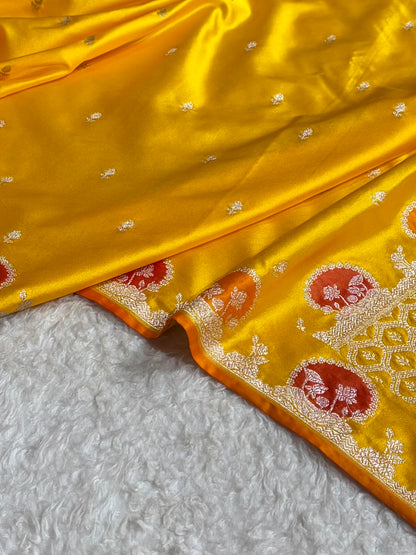 Banarasi Yellow Shades With Minakari Floral Mashru Silk Saree MS91