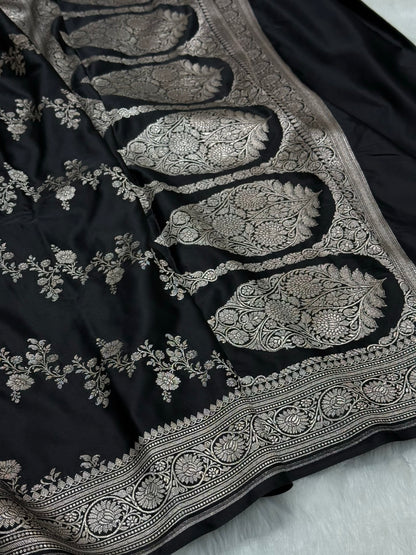 Black Beautiful Banarasi Cross Mashru Silk Saree