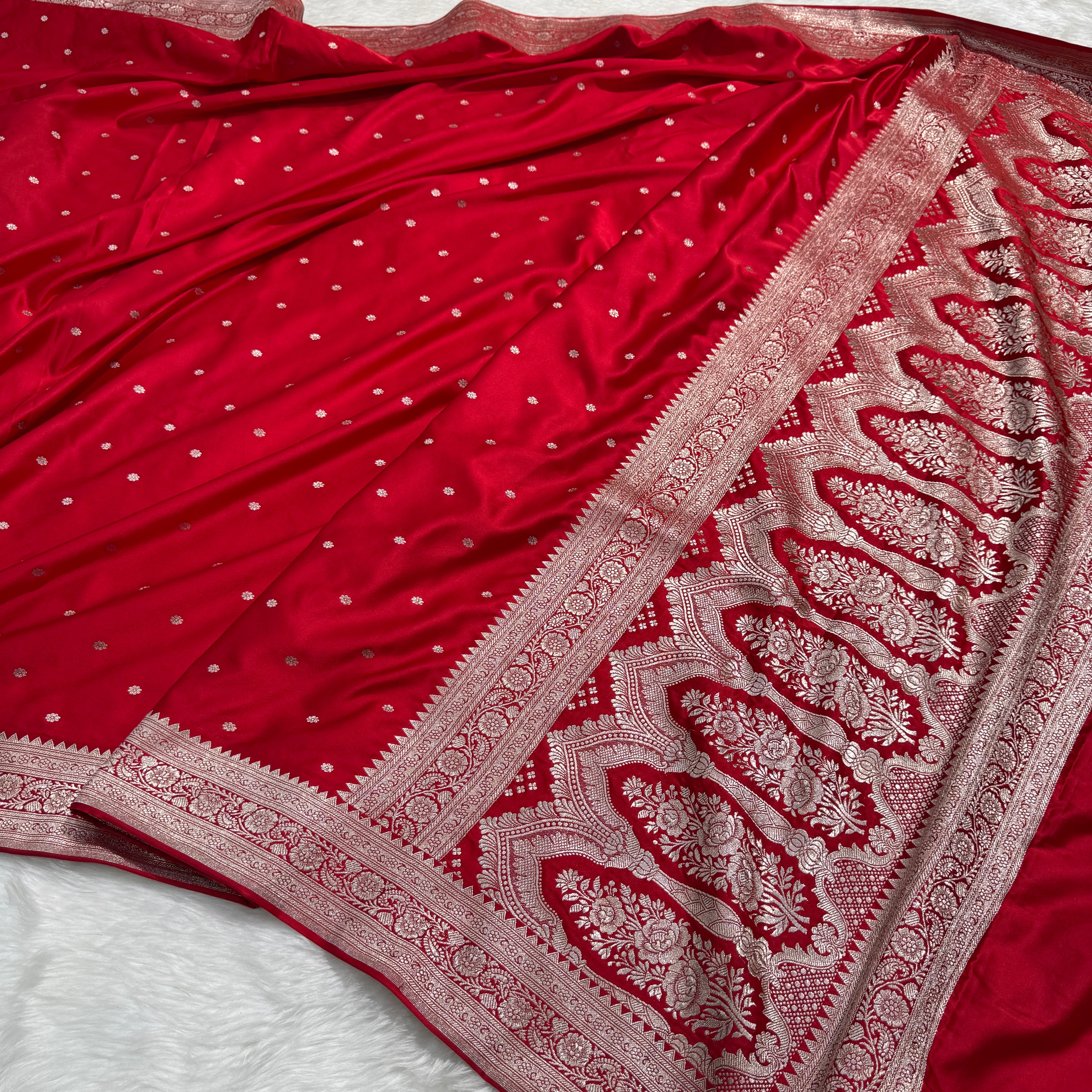 Bridal Red Booti Motif Mashru Silk Saree