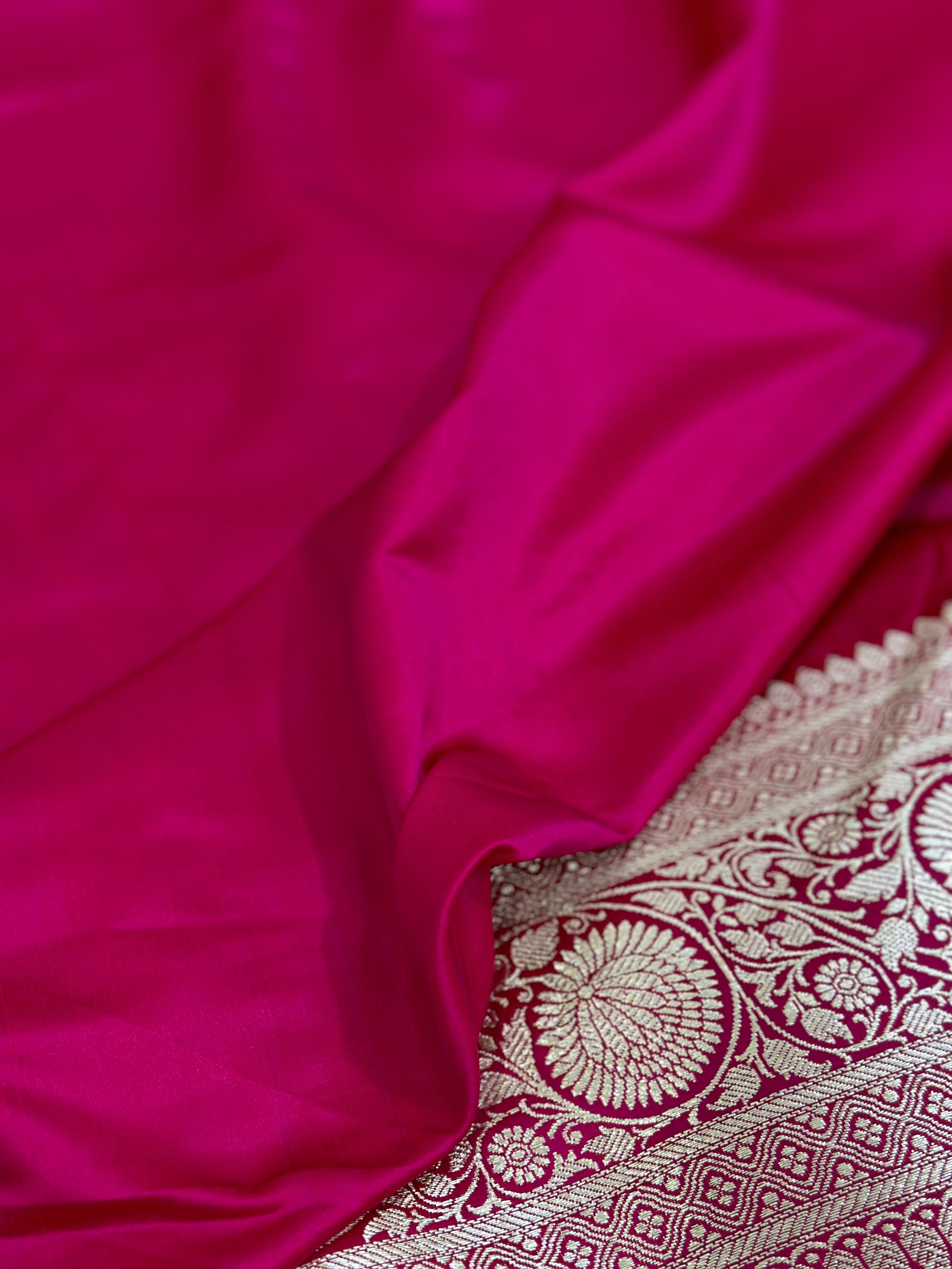 Mashru Katan Silk Saree in Rani Shades.