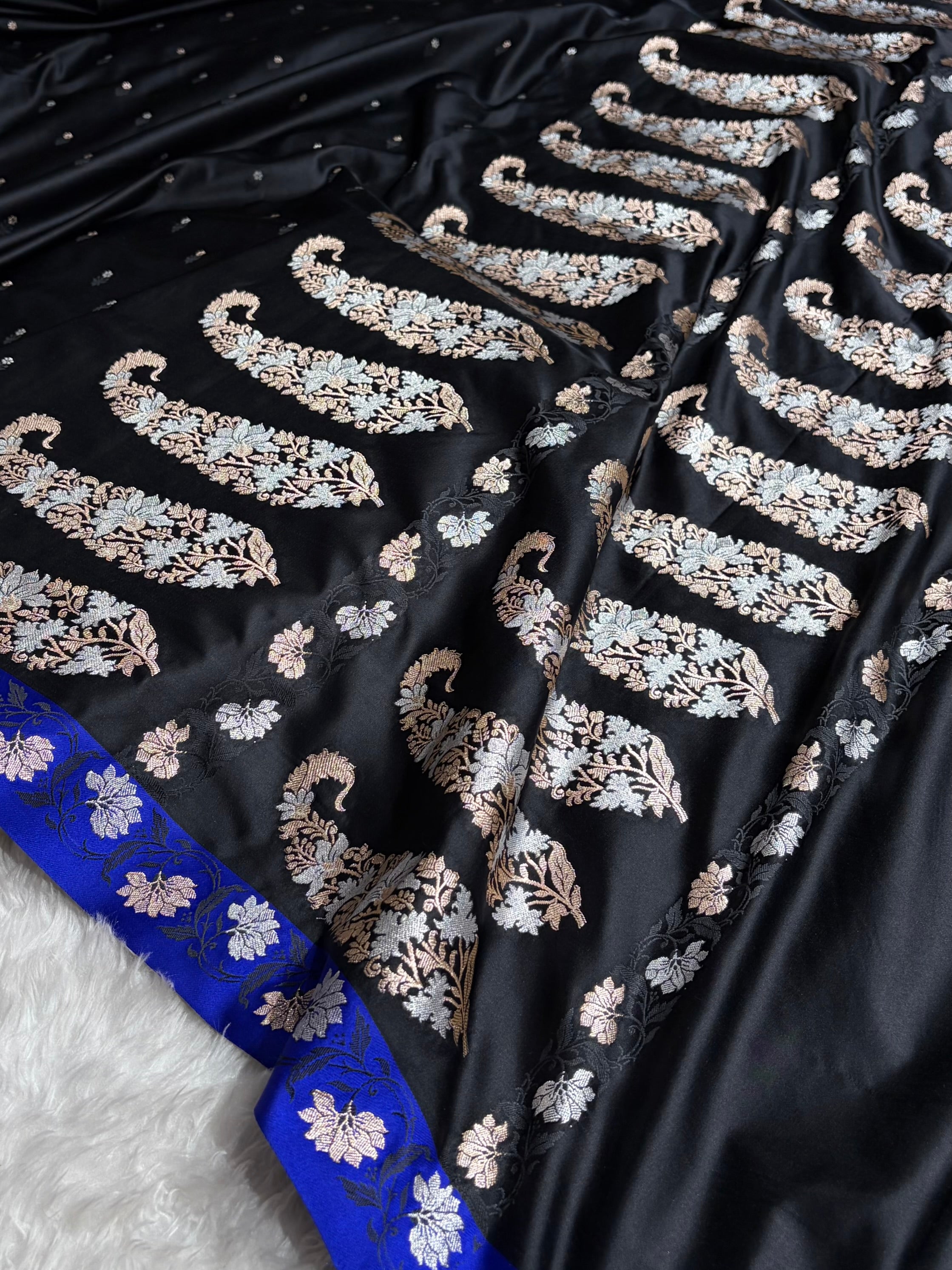 Black With Royal Blue Floral Boota With Floral Border Mashru Silk Saree MSM-78