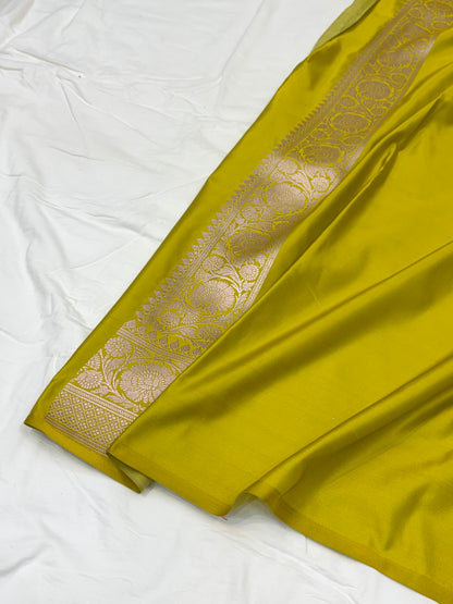 Liril Green Mauve Shade With Booti Pattern Mashru Silk Saree
