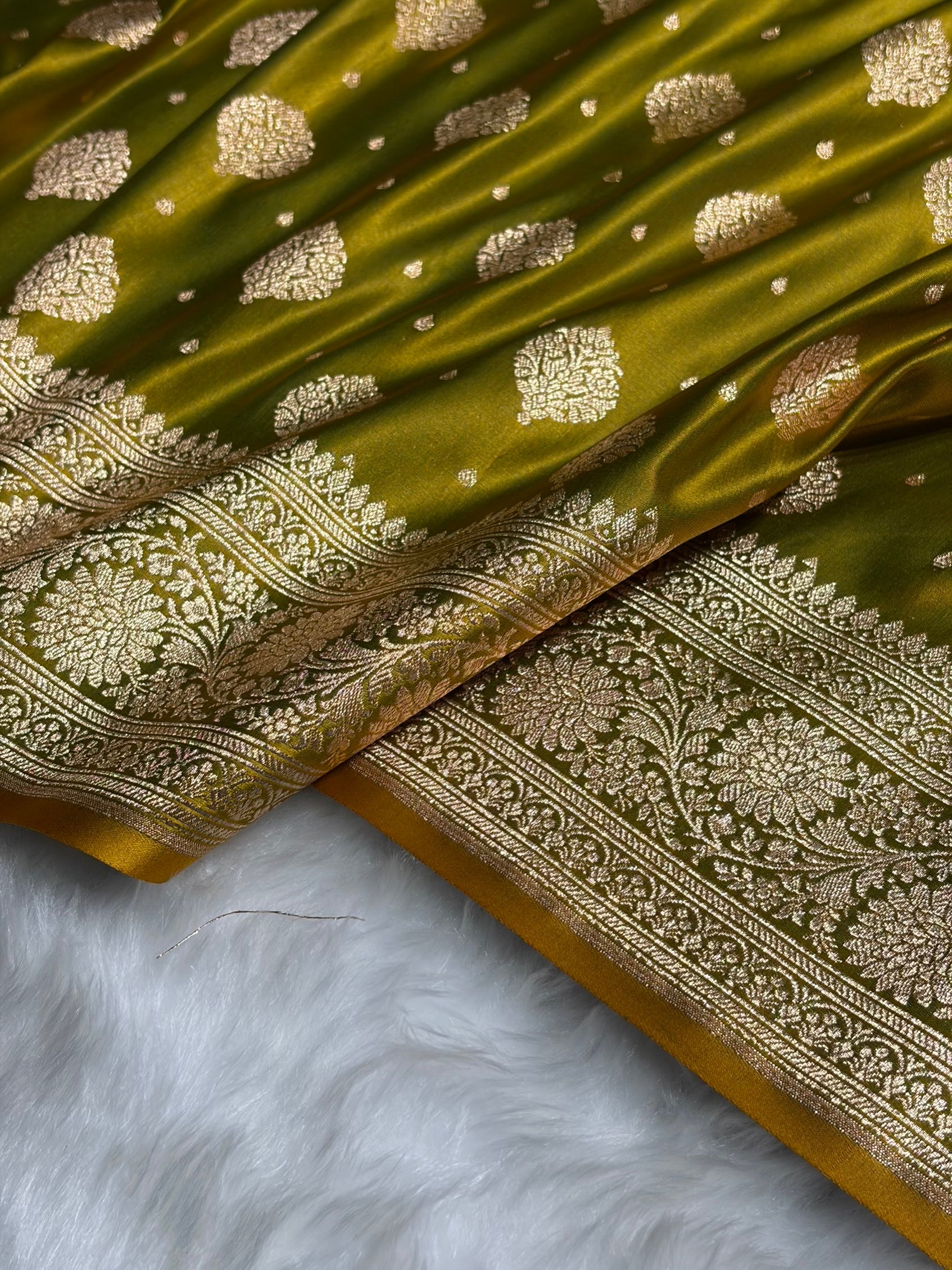 Liril Mehendi Unique Boota Pattern Satin Katan Silk Saree SK69
