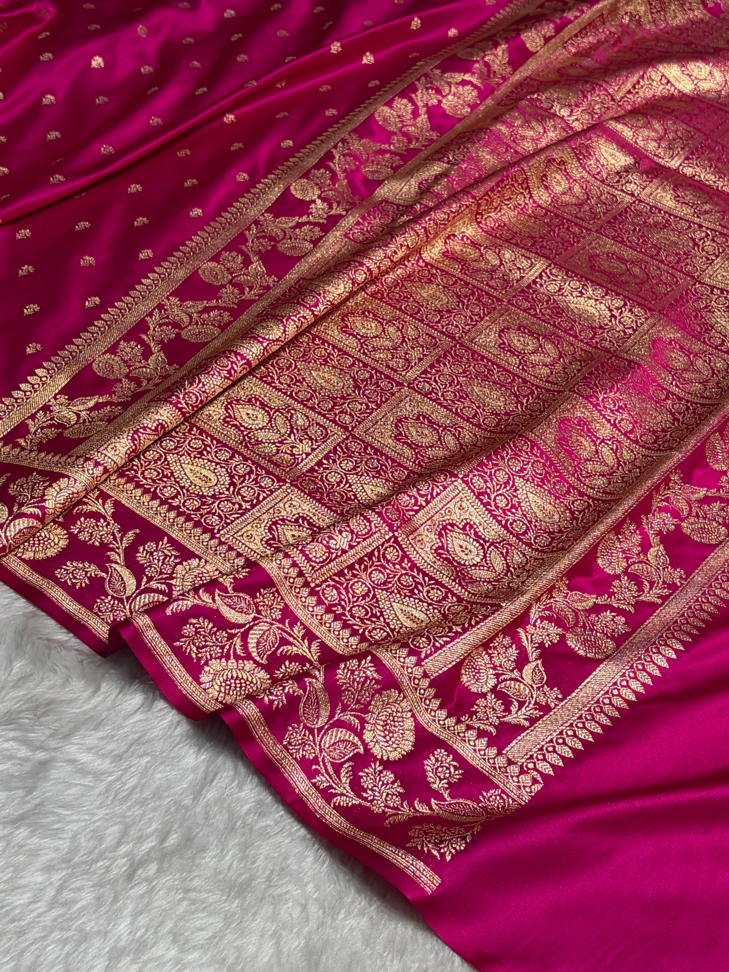 Rani Shades Floral Pattern Satin Katan Silk Saree SK77