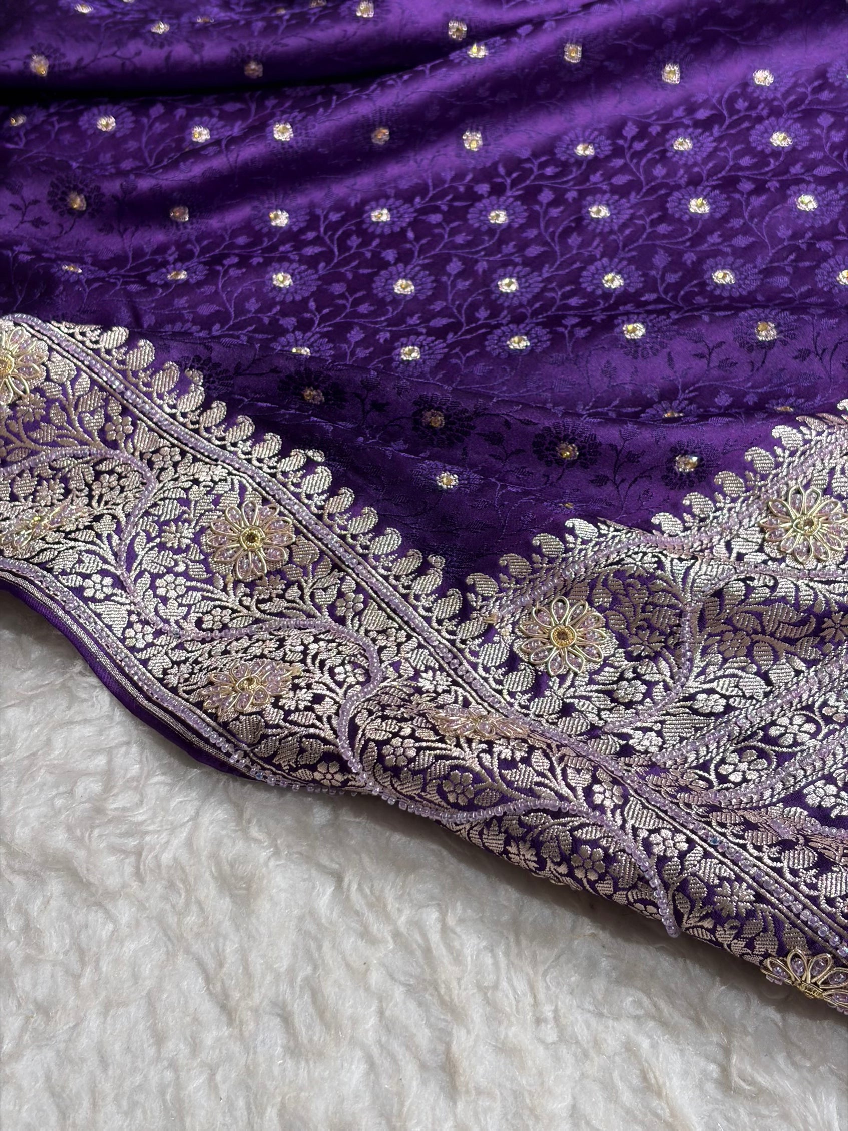 Purple Shades Booti Tanchoi With Ari & Zardozi Work Mashru Silk Saree BMS49
