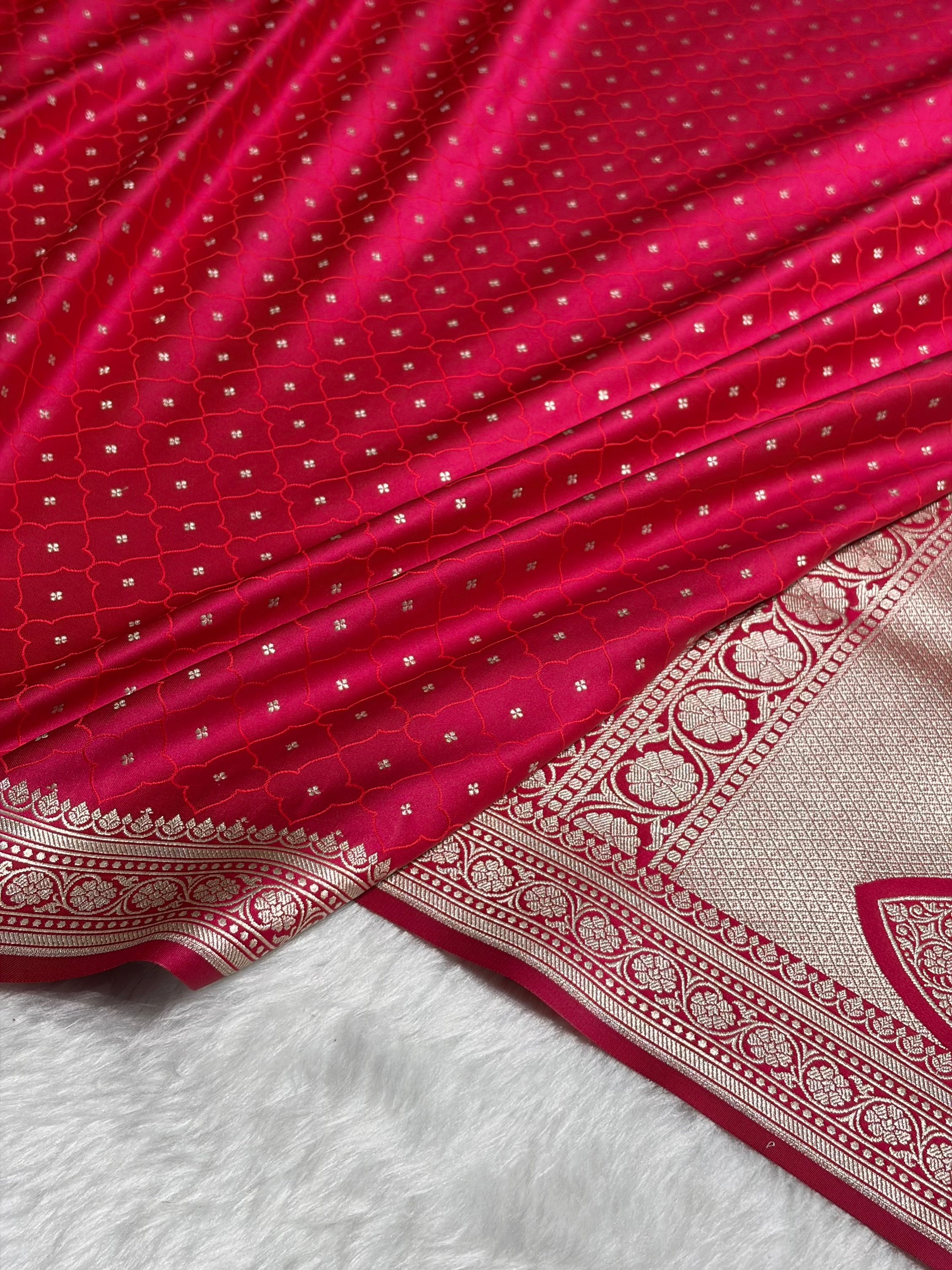 Rani Shades Tanchoi Motif Mashru Silk Saree MST-13