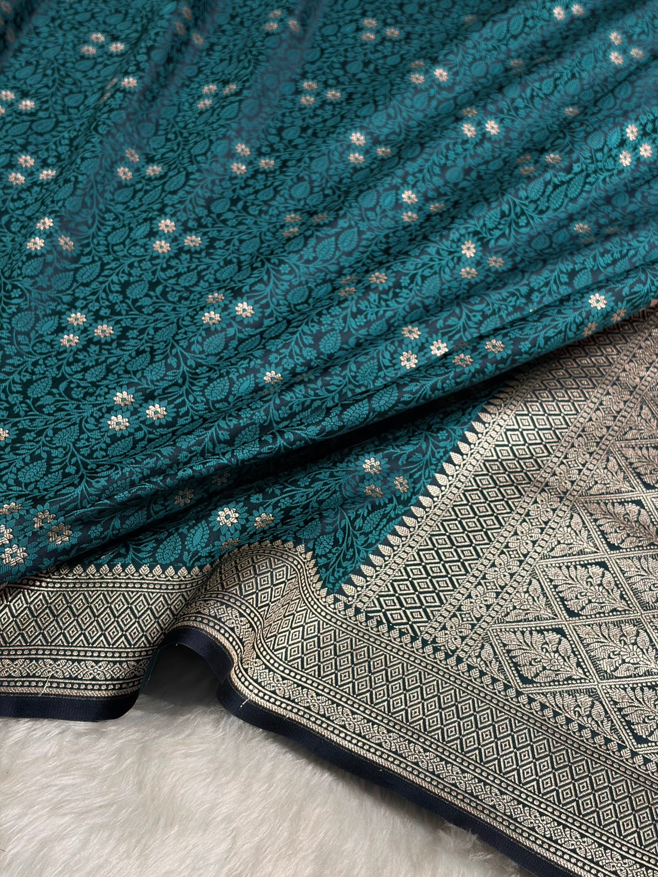 Rama Shades Tanchoi Motif Mashru Silk Saree MST-12