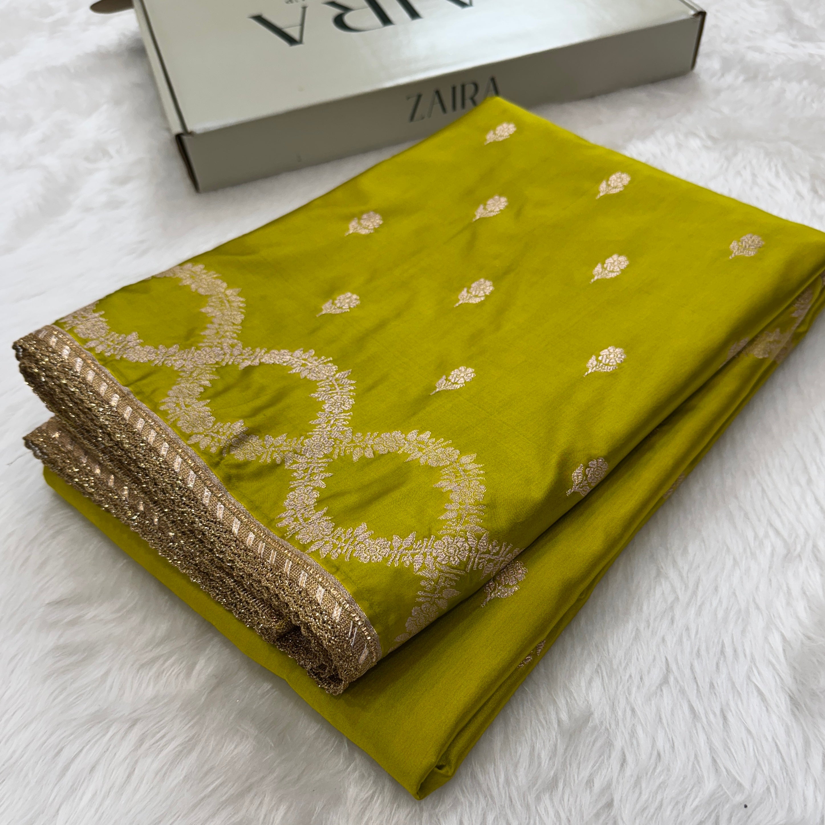 Mehandi Scallop Boota Mashru Silk Saree with gotta Patti MSGP4