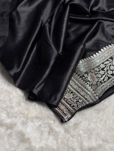 Black With Bananasi Minakari Boota Mashru Silk Saree MCS81