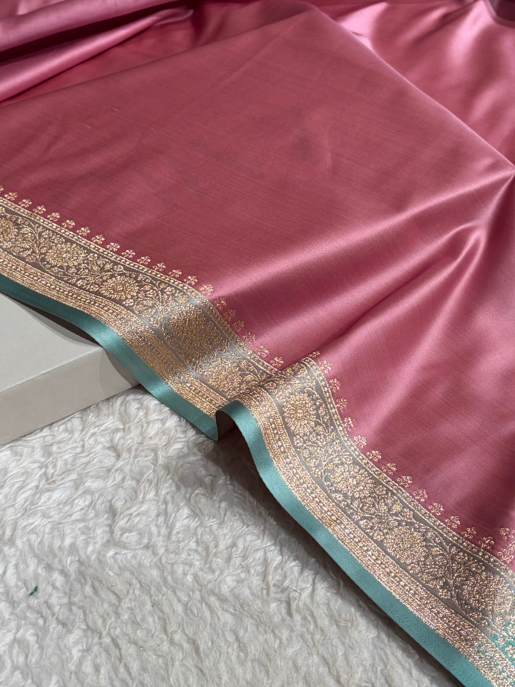 Banarasi Satin Katan Saree in Contrast Mauve & Sea Green Shades SK131