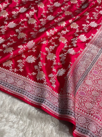 Red Shades Contrast Border With Minakari Floral Jaal Mashru Silk Saree
