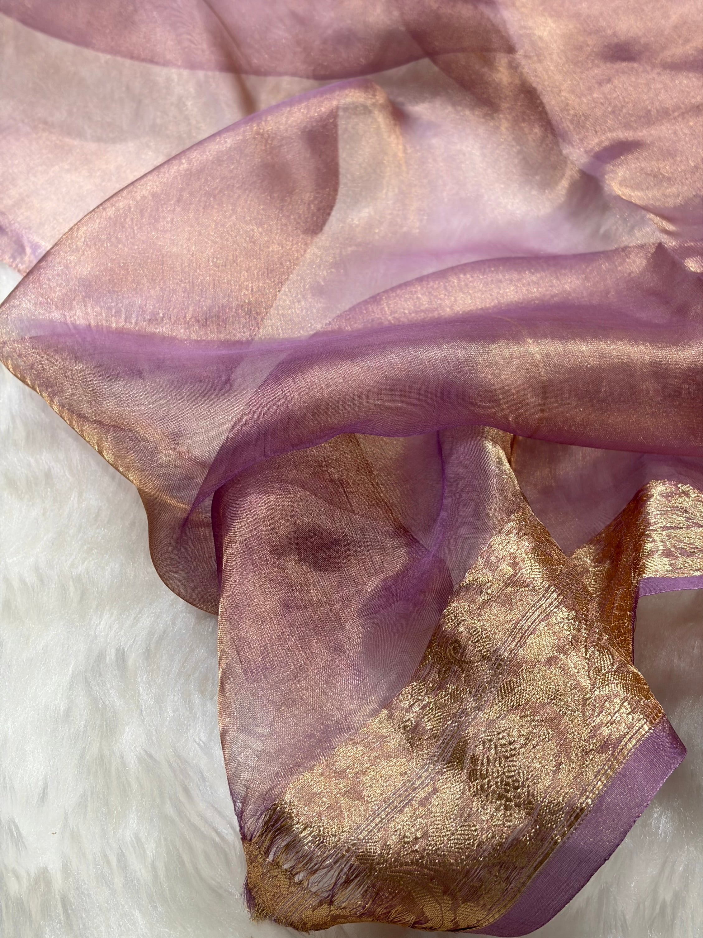 Lavender Bananasi Floral Shades Pure Tissue Silk Saree PT-34