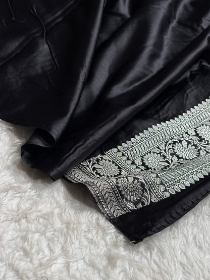 Black Shades Mashru Silk Boota Pattern With Floral Border