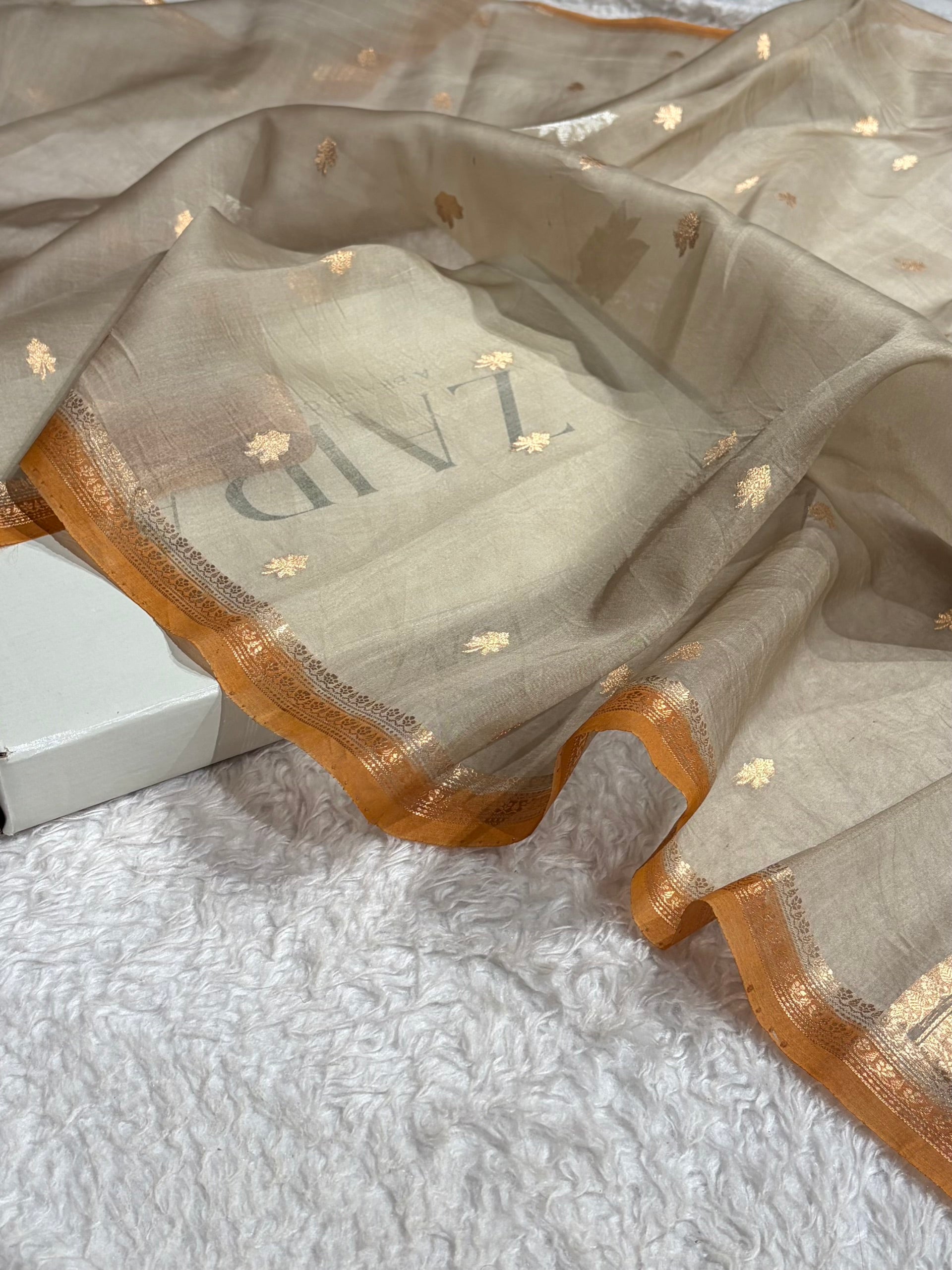 Banarasi Pure Organza Dusty Grey Shades Contrast Edges Banarasi Silk Saree PO-34