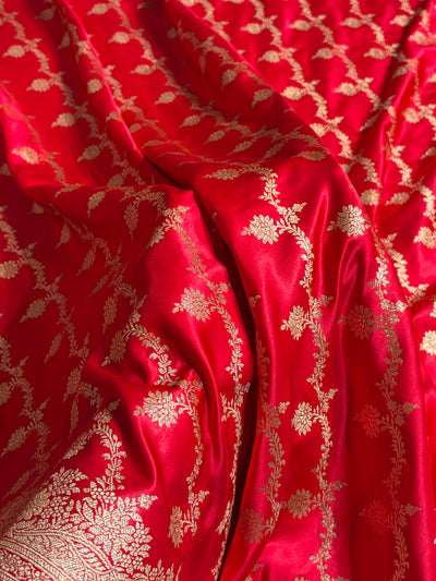 Banarasi Satin Katan Saree Floral Cross Pattern in Red Shades SK147