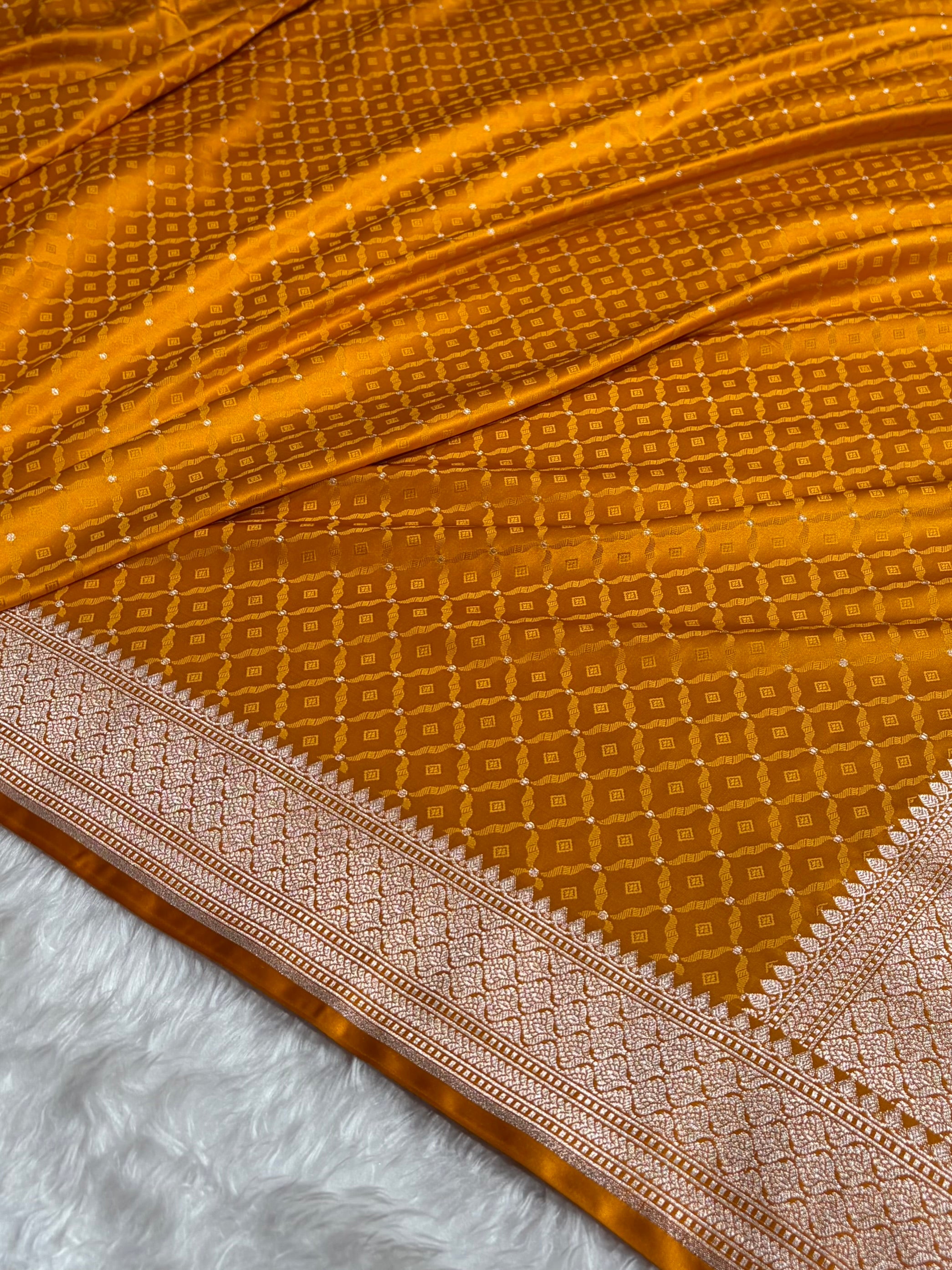 Mustard Shades Tanchoi Motif Mashru Silk Saree MST-14
