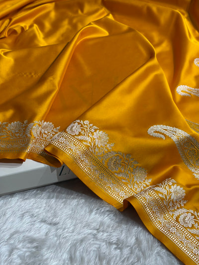 Mustard Shade With Booti Pattern Mashru Silk Saree