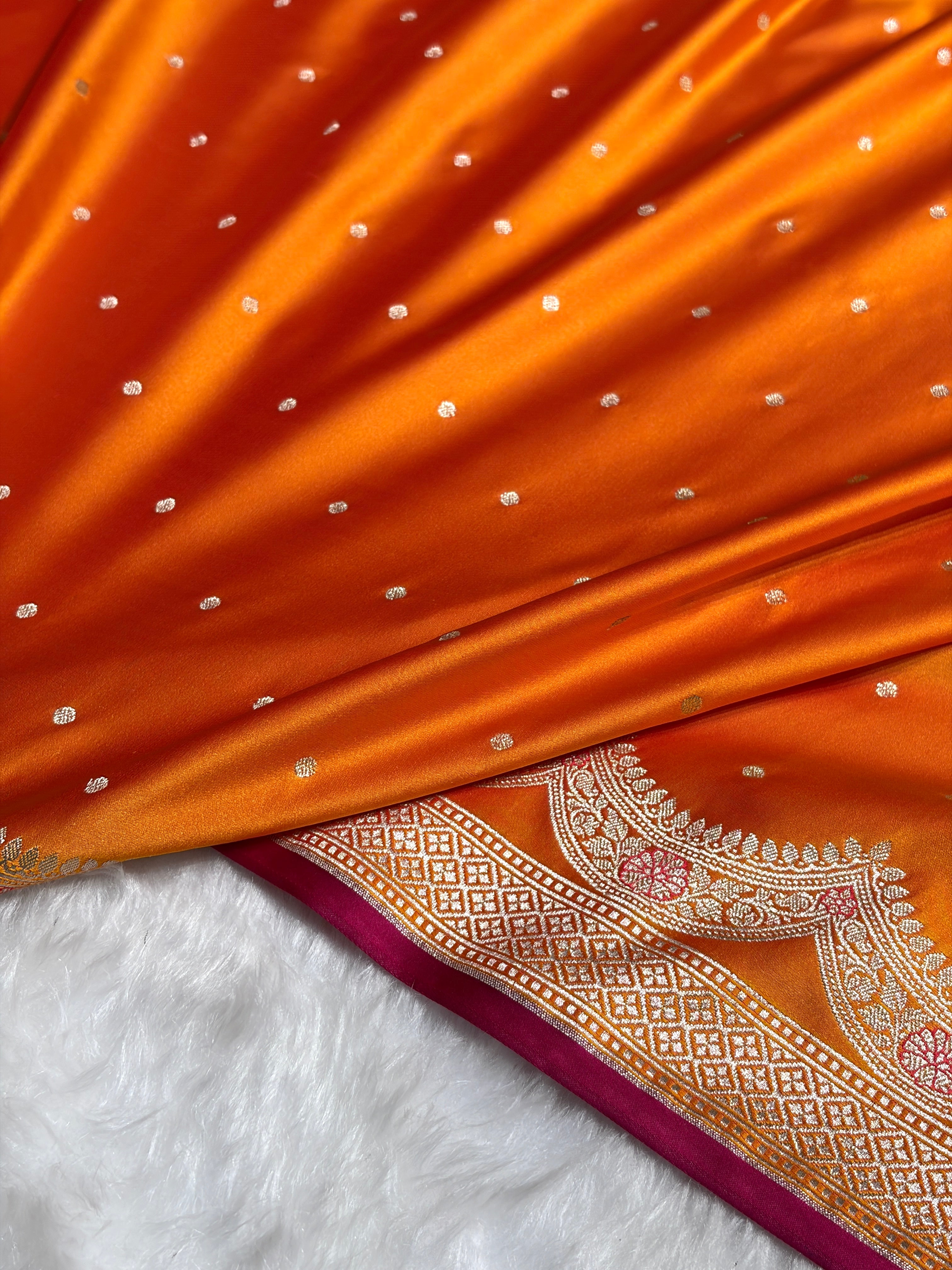 Orange Shades Scallop Motif Booti Mashru Silk Saree MSM-56