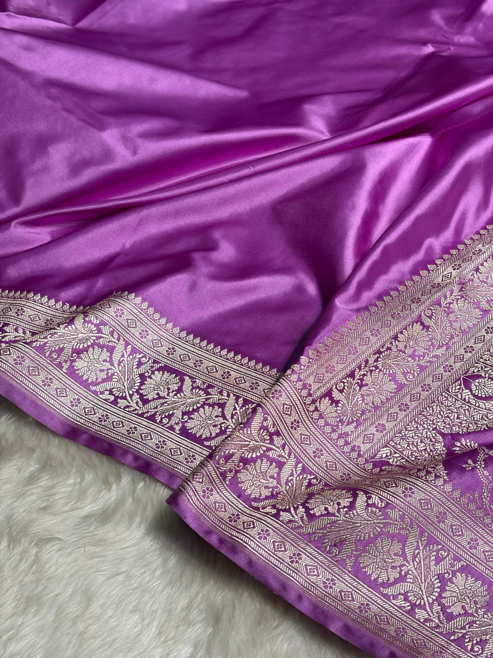 Lavender Plain Mashru Silk Saree MS22